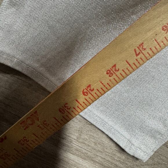 Old Navy White Metallic High Rise OG Loose Secret Smooth Pockets Jeans 12 NWT - Picture 6 of 8